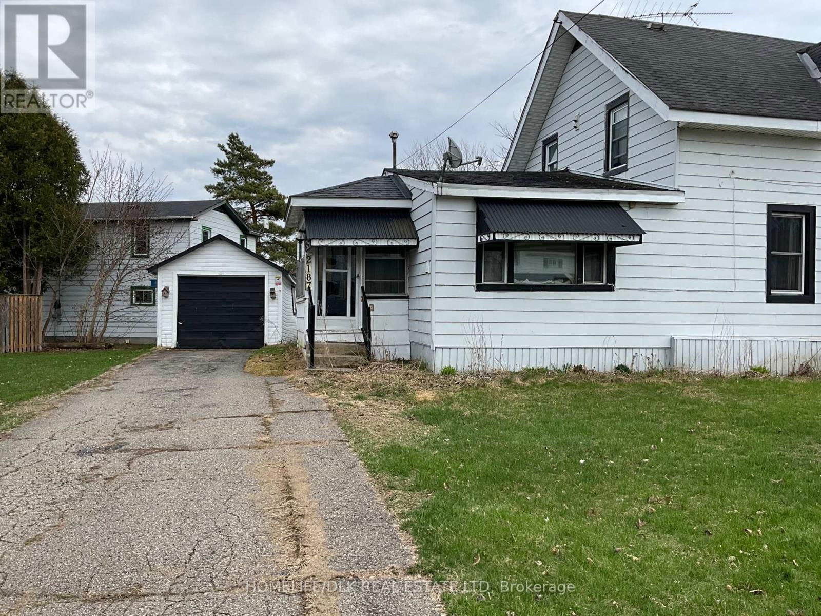 706 BENSON STREET Image 6