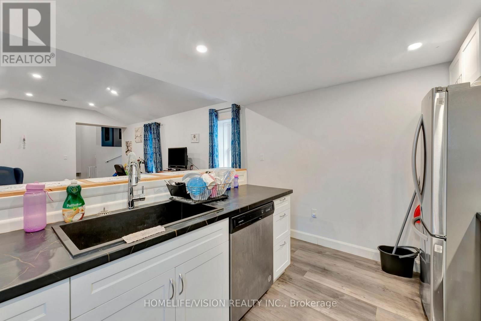 279 DARLING STREET Image 7