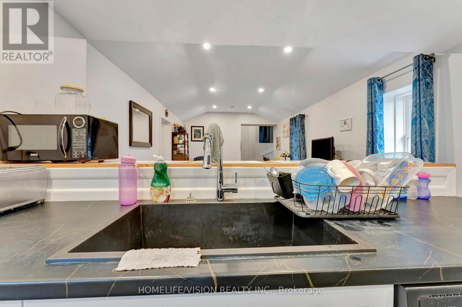 279 DARLING STREET Image 8