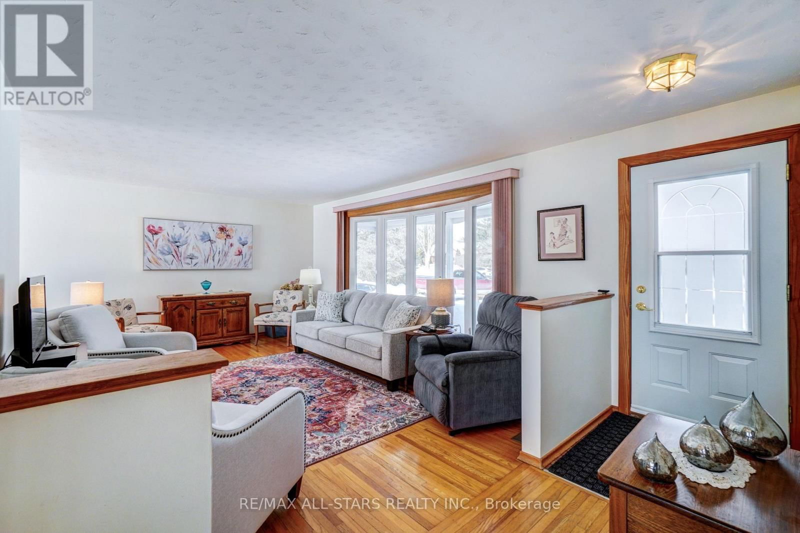 922 COTTINGHAM ROAD Image 11