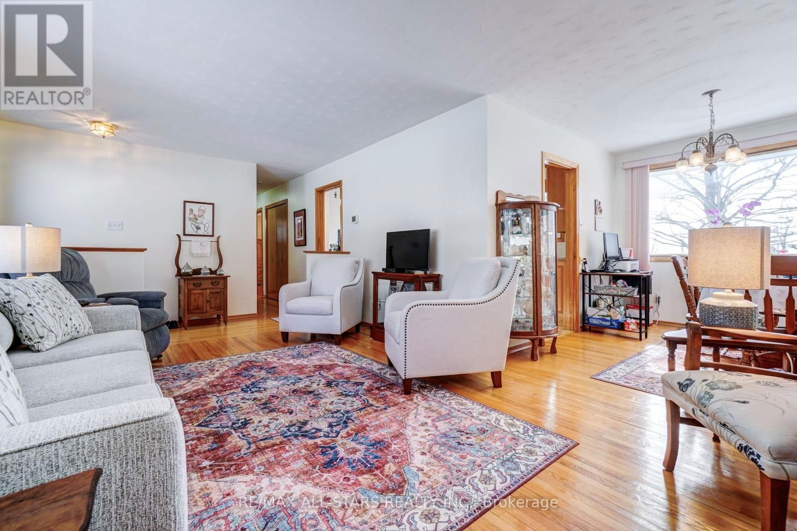 922 COTTINGHAM ROAD Image 13