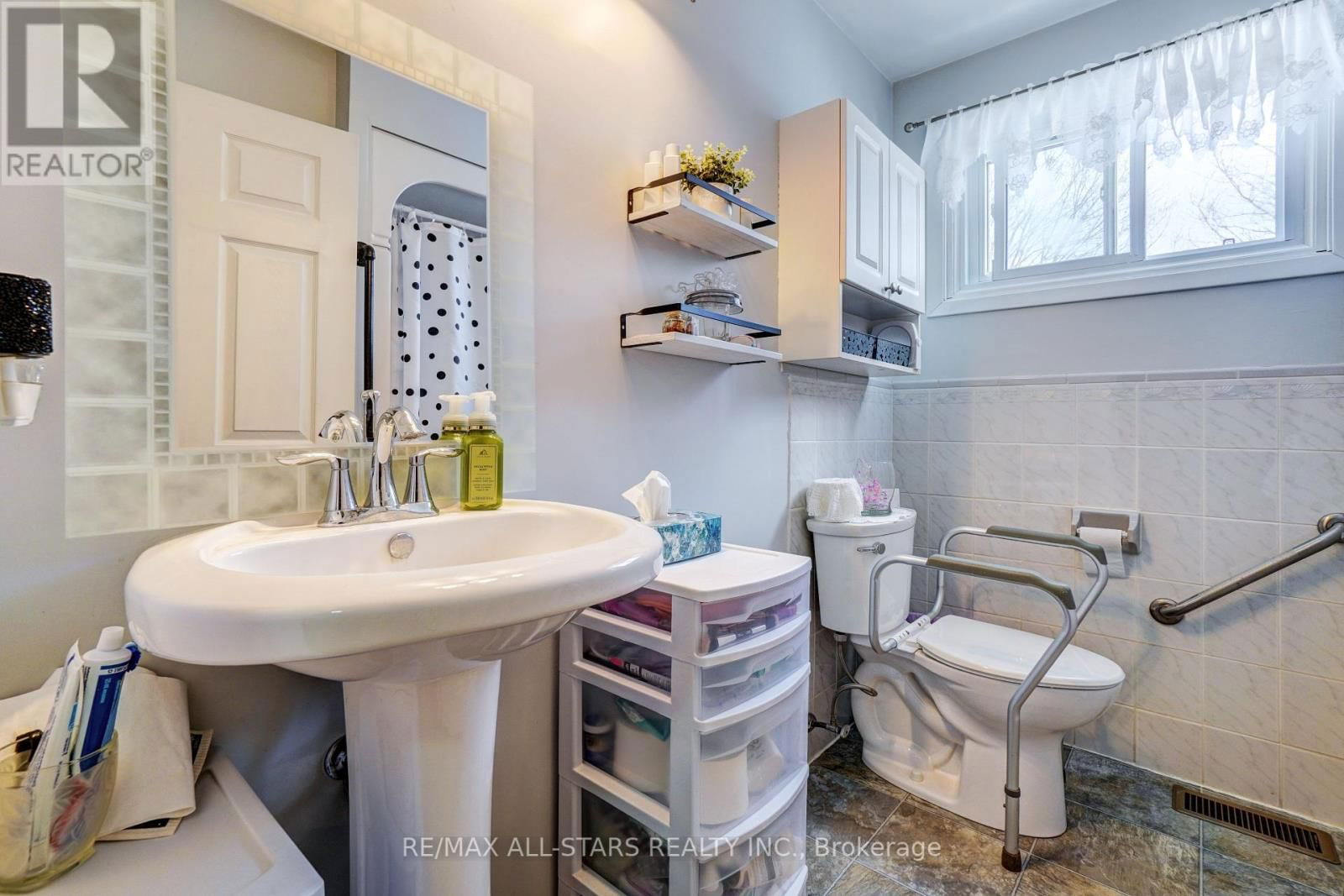 922 COTTINGHAM ROAD Image 19