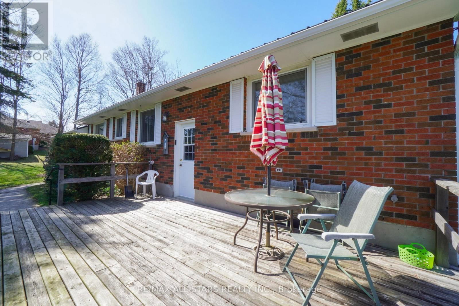 922 COTTINGHAM ROAD Image 27