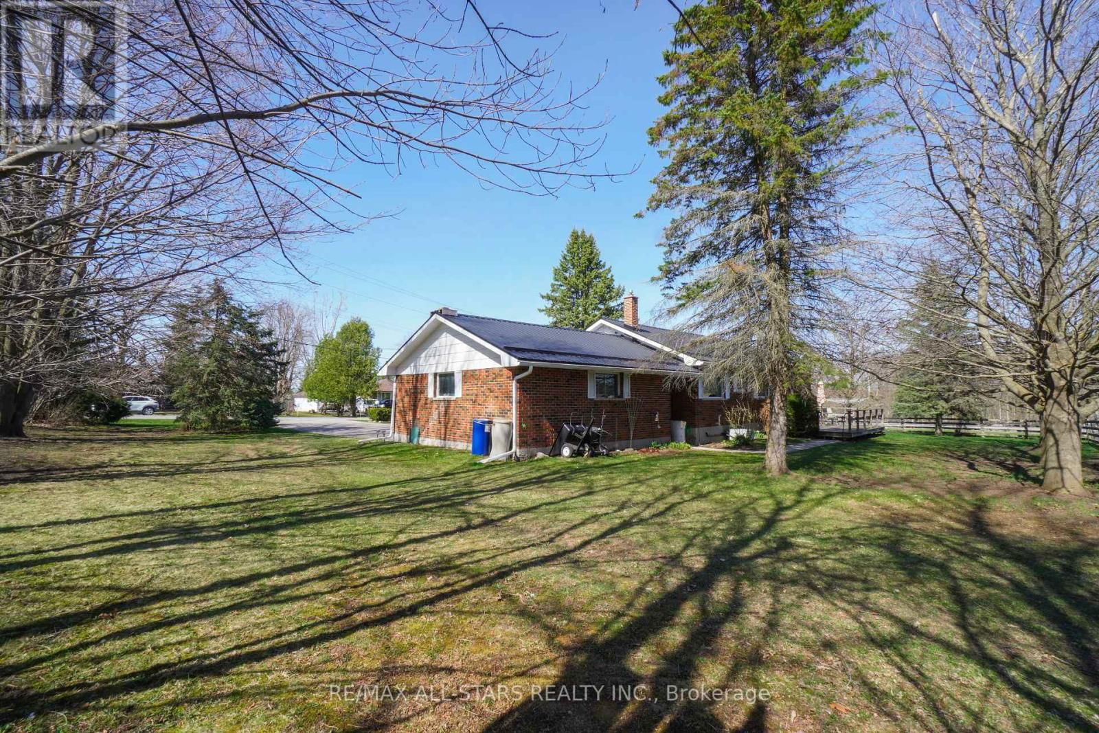 922 COTTINGHAM ROAD Image 30
