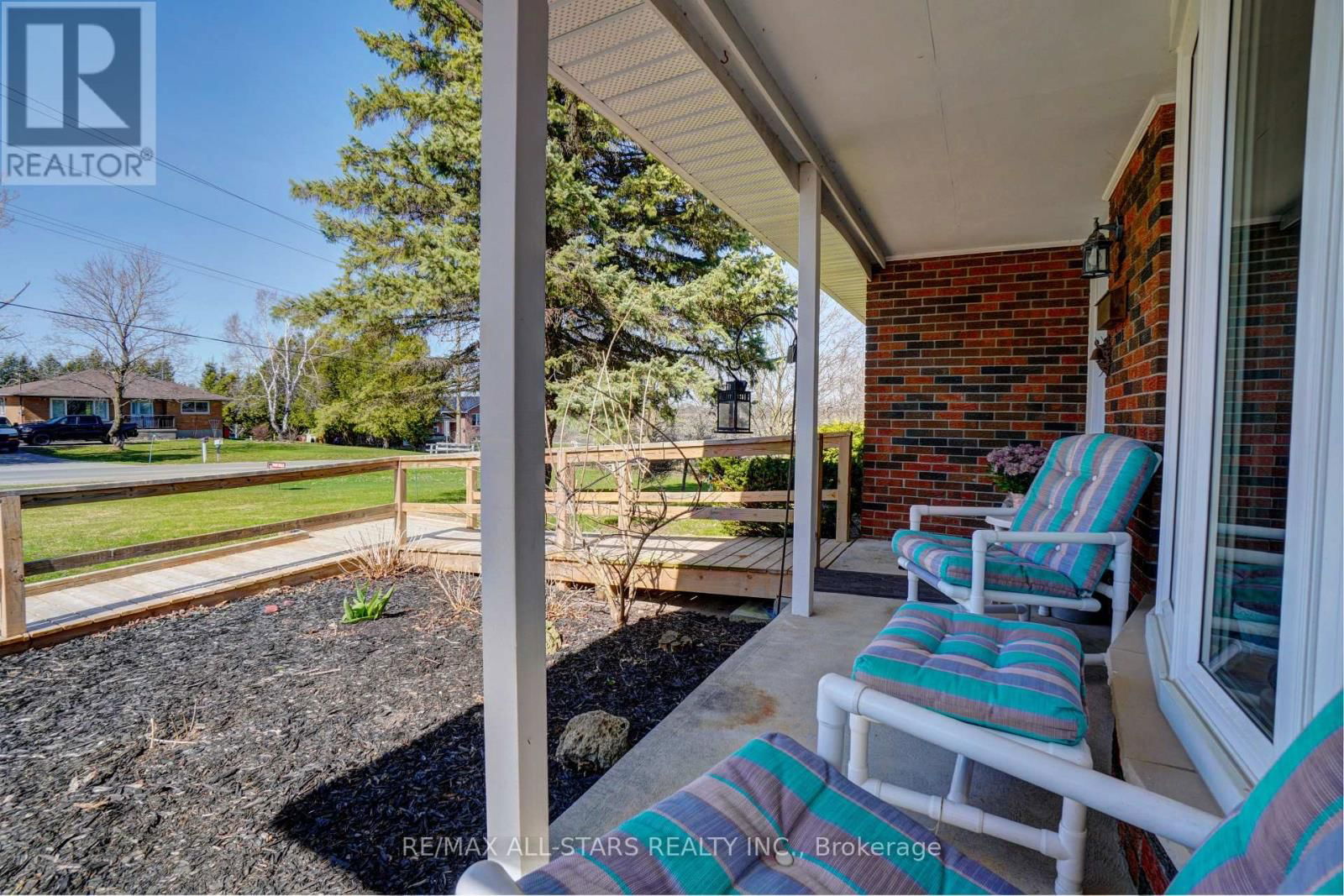 922 COTTINGHAM ROAD Image 4