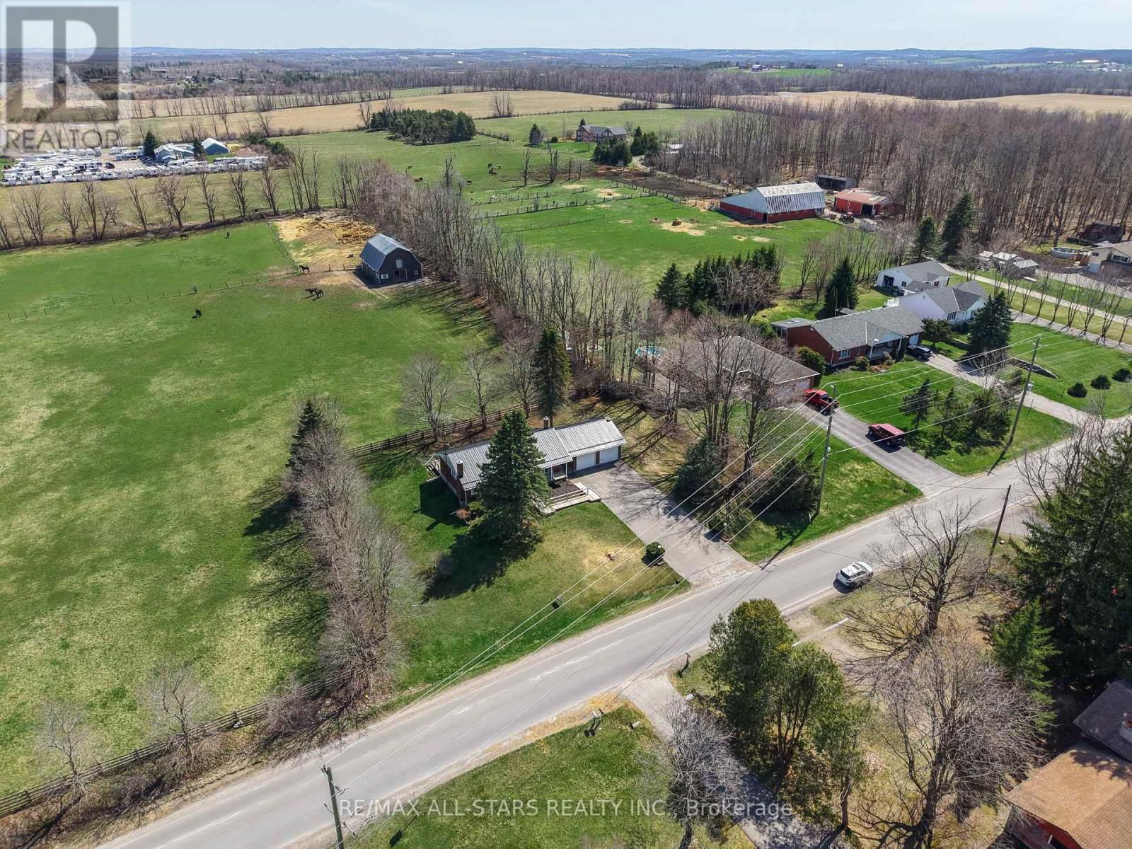 922 COTTINGHAM ROAD Image 40