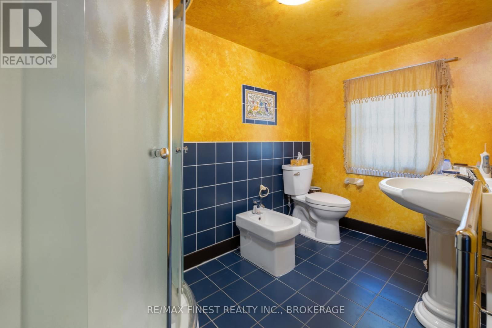 180 KING STREET EAST Image 31