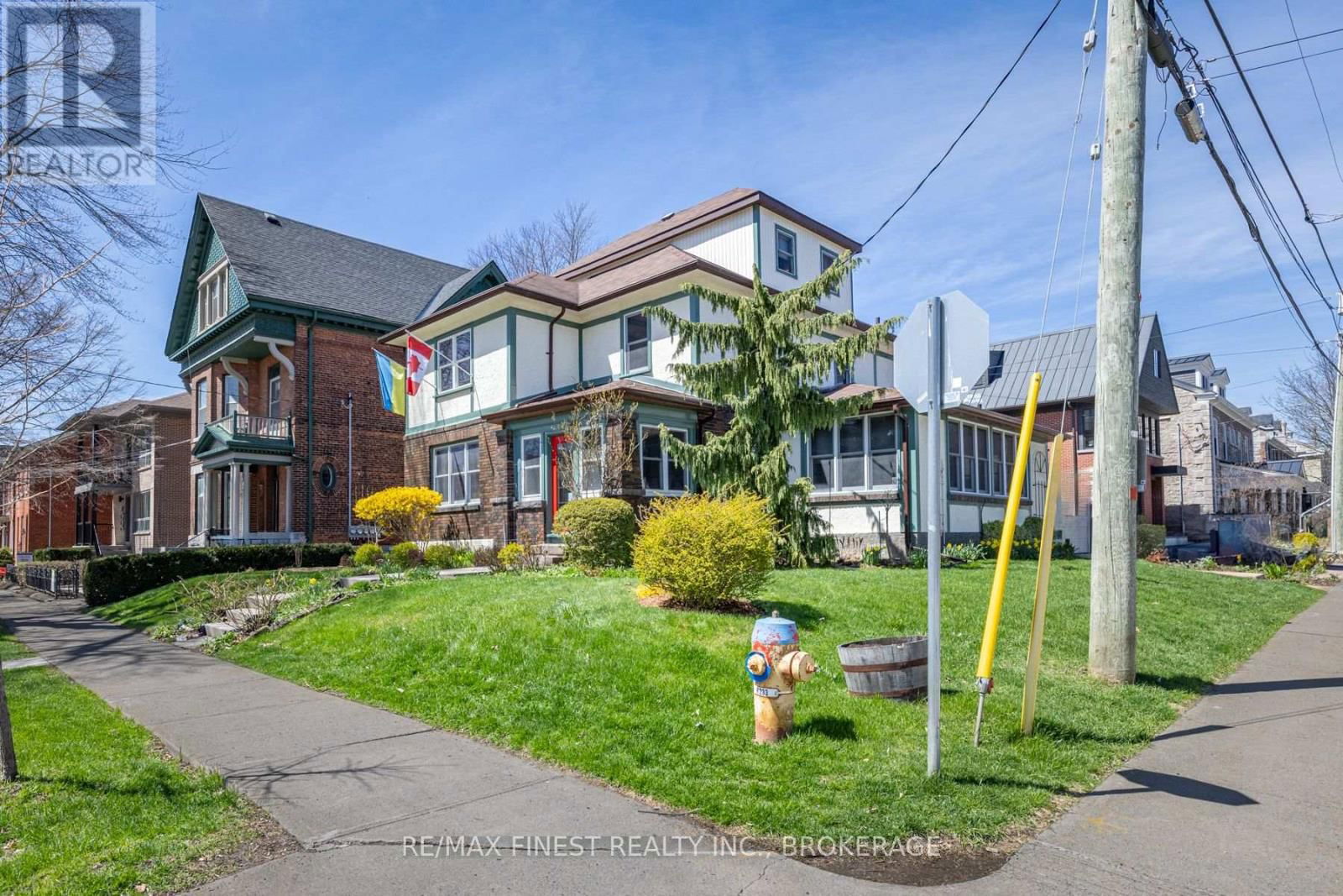 180 KING STREET EAST Image 46