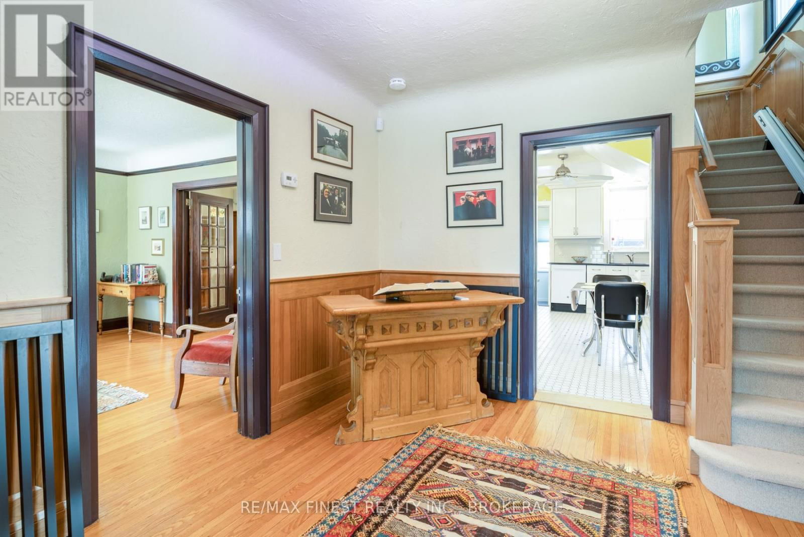 180 KING STREET EAST Image 7
