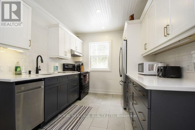 1074 LAKEHURST ROAD Image 15