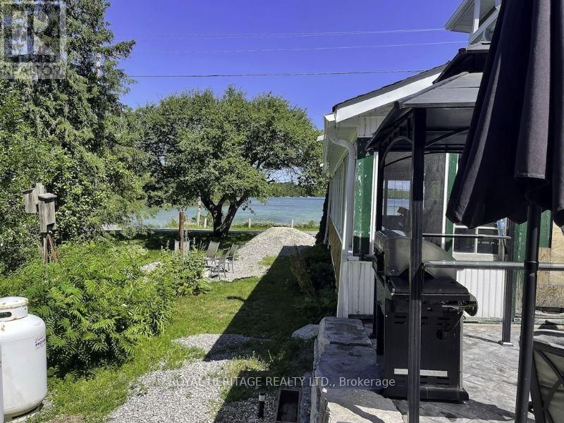1074 LAKEHURST ROAD Image 31