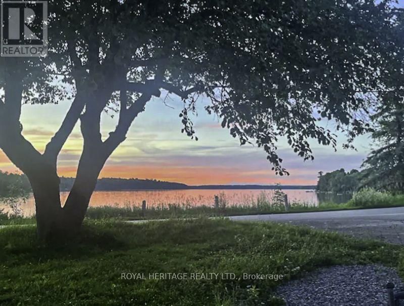 1074 LAKEHURST ROAD Image 33