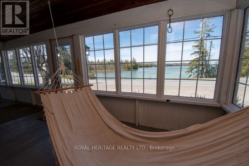 1074 LAKEHURST ROAD Image 9