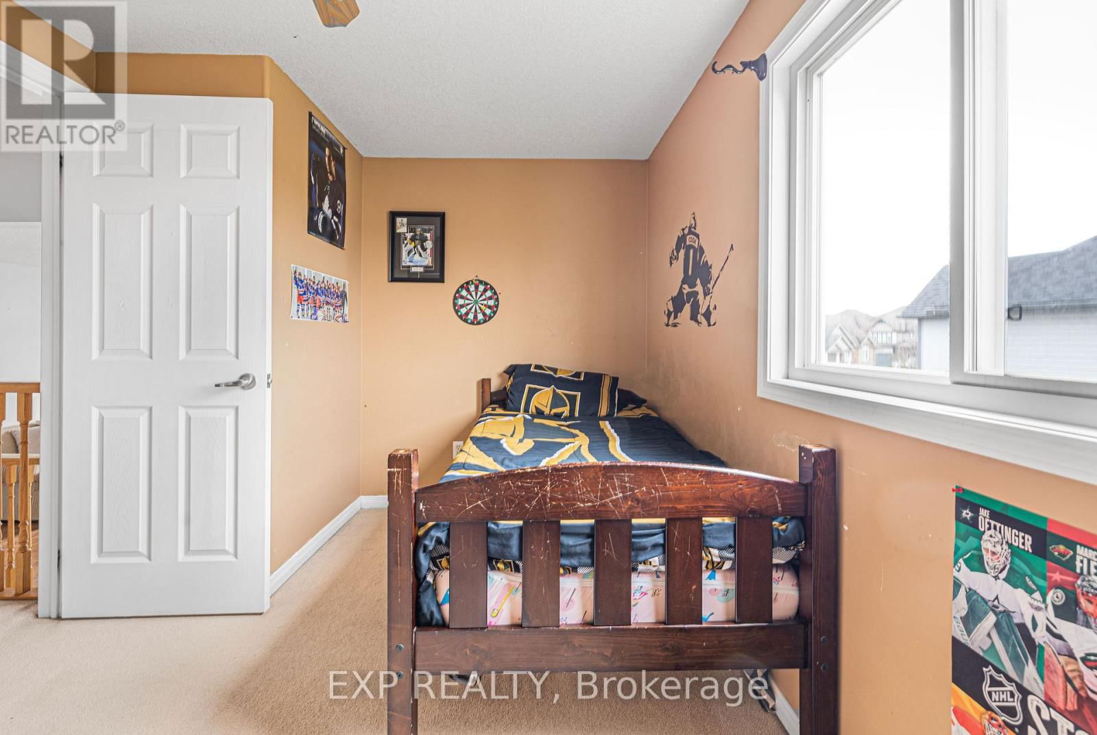 181 SOPHIA CRESCENT Image 20