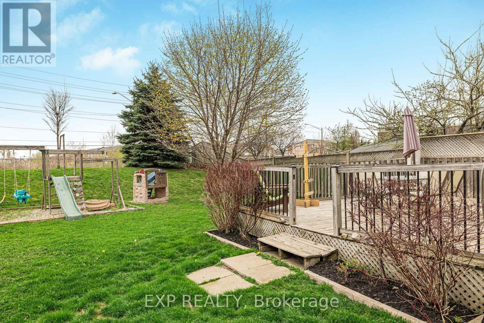 181 SOPHIA CRESCENT Image 27