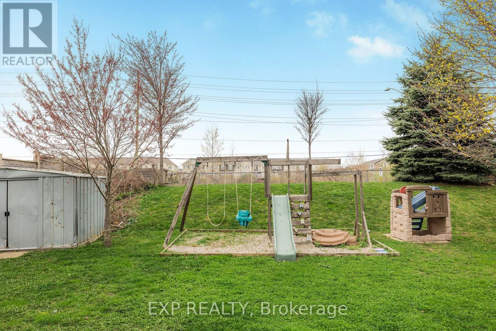 181 SOPHIA CRESCENT Image 28