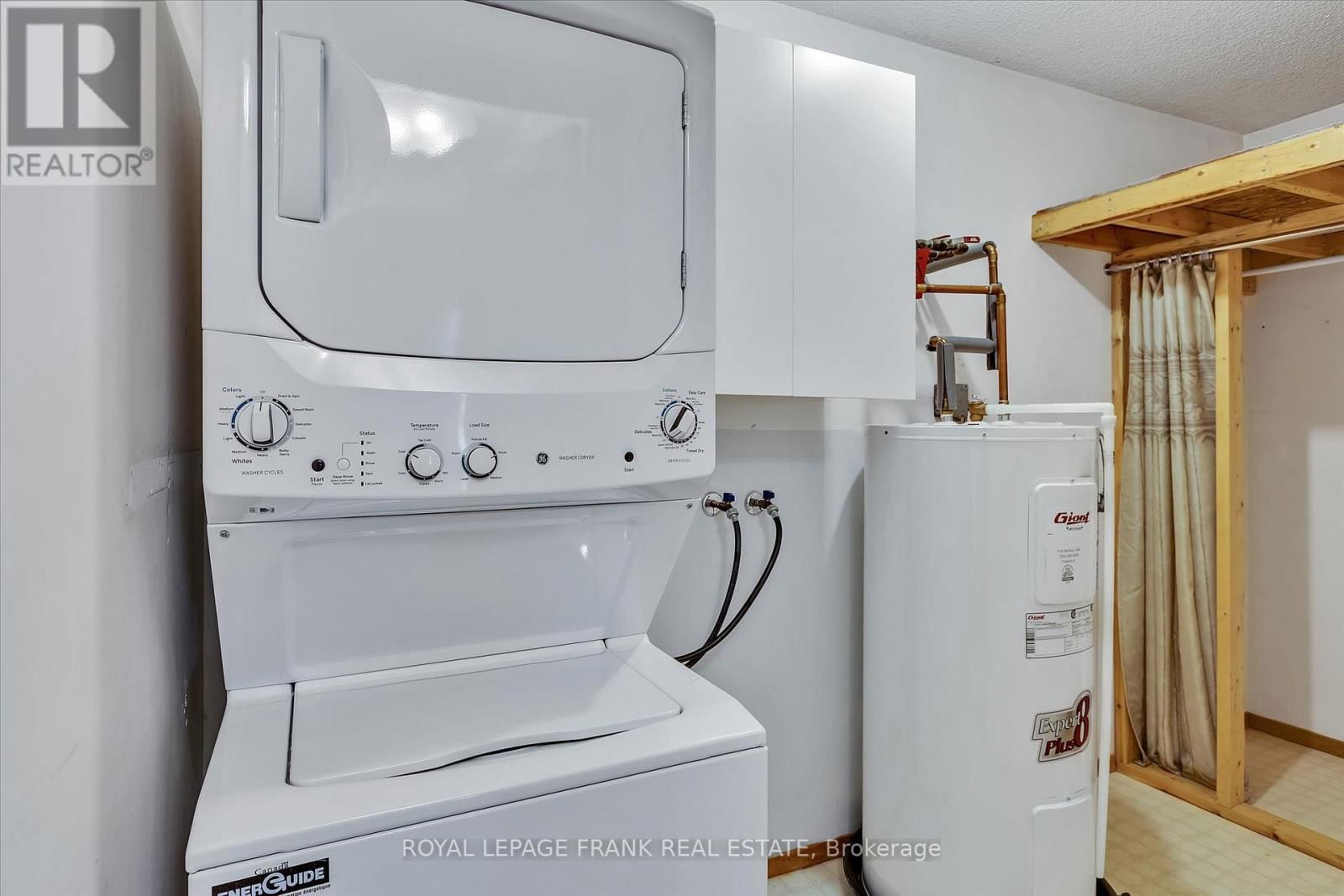 8 - 645 WHITAKER STREET Image 23