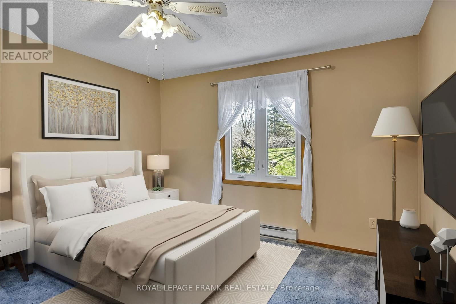 8 - 645 WHITAKER STREET Image 8