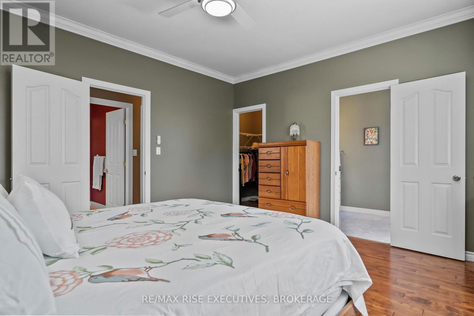 421 COOKE CRESCENT Image 15