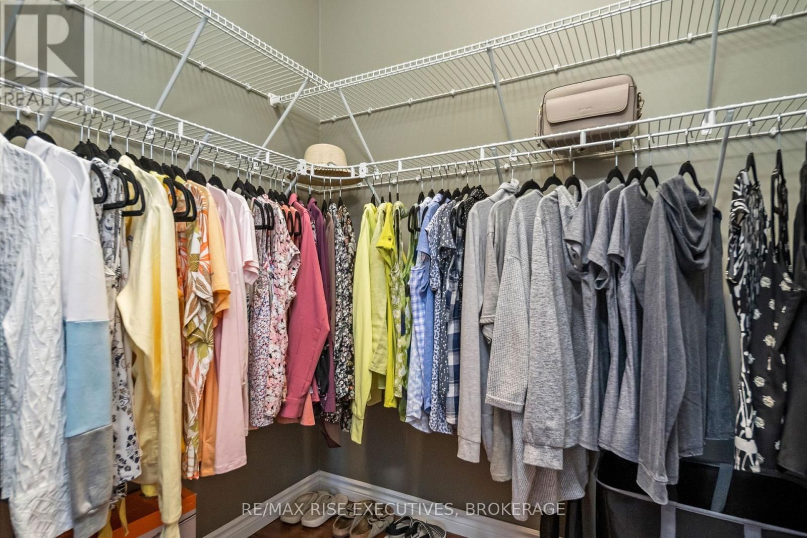 421 COOKE CRESCENT Image 18