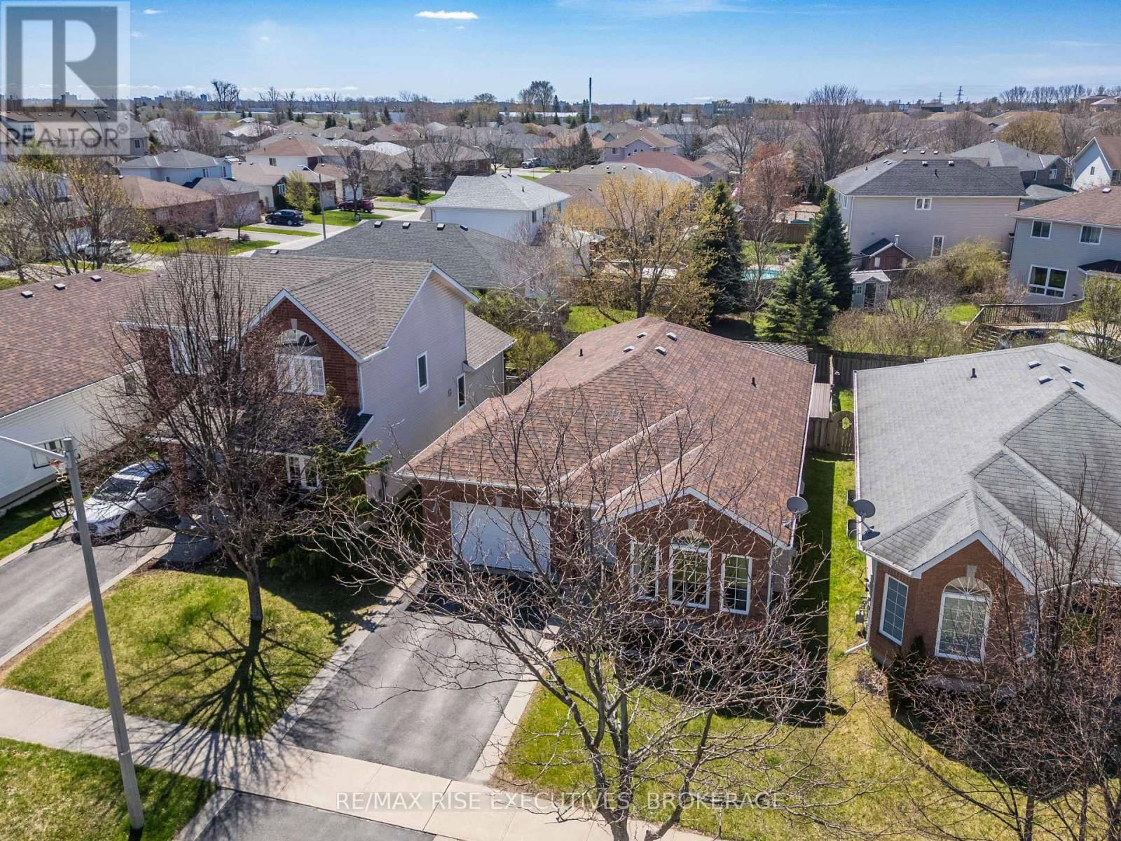 421 COOKE CRESCENT Image 42
