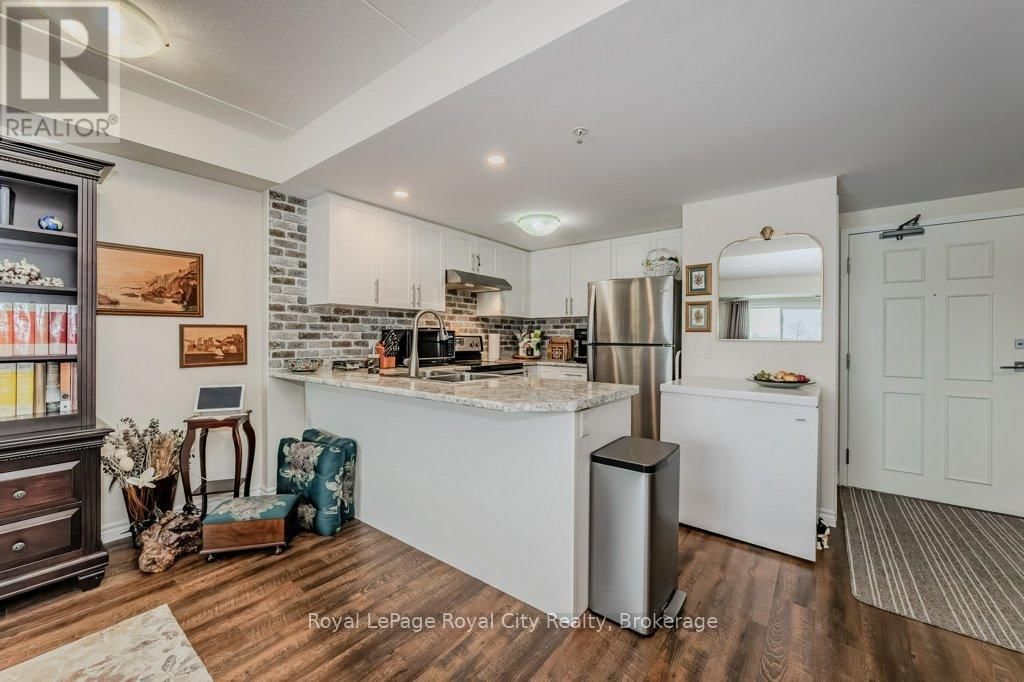 309 - 7 KAY CRESCENT Image 12