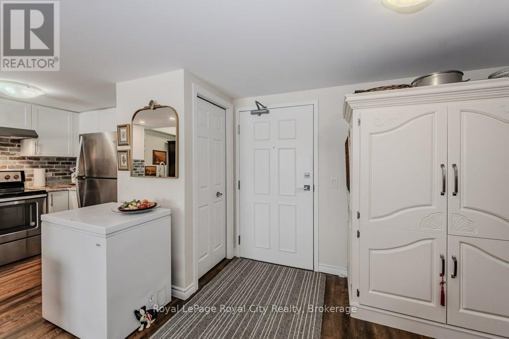 309 - 7 KAY CRESCENT Image 5