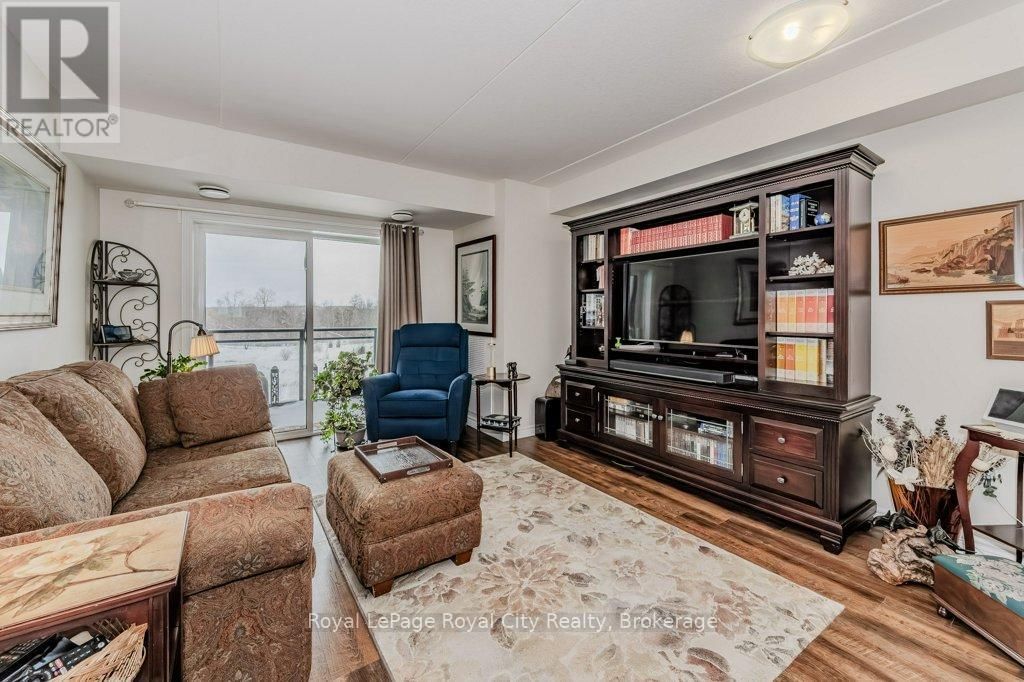 309 - 7 KAY CRESCENT Image 7