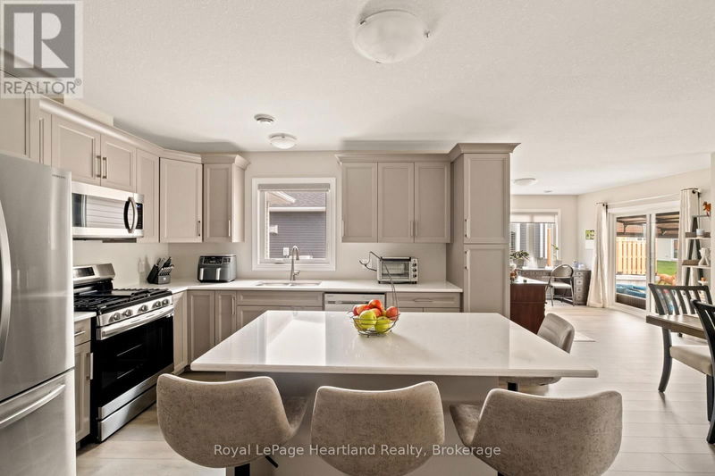 Secondary Property View