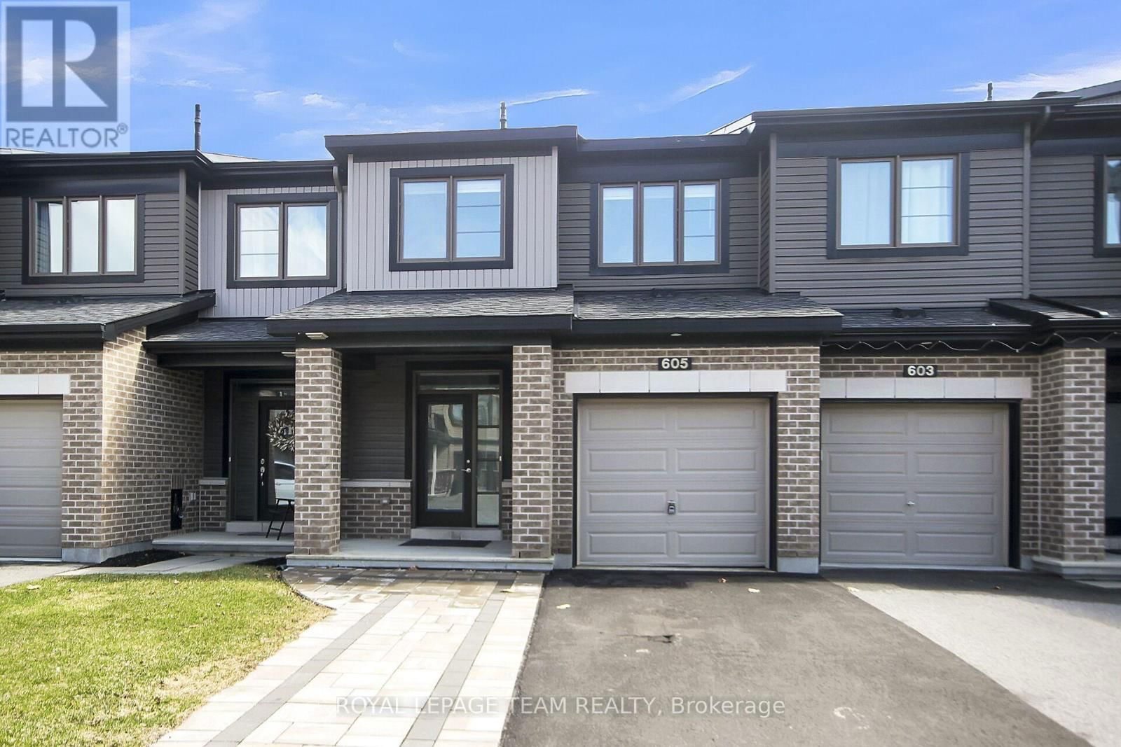 605 LAURALEAF CRESCENT Image 2