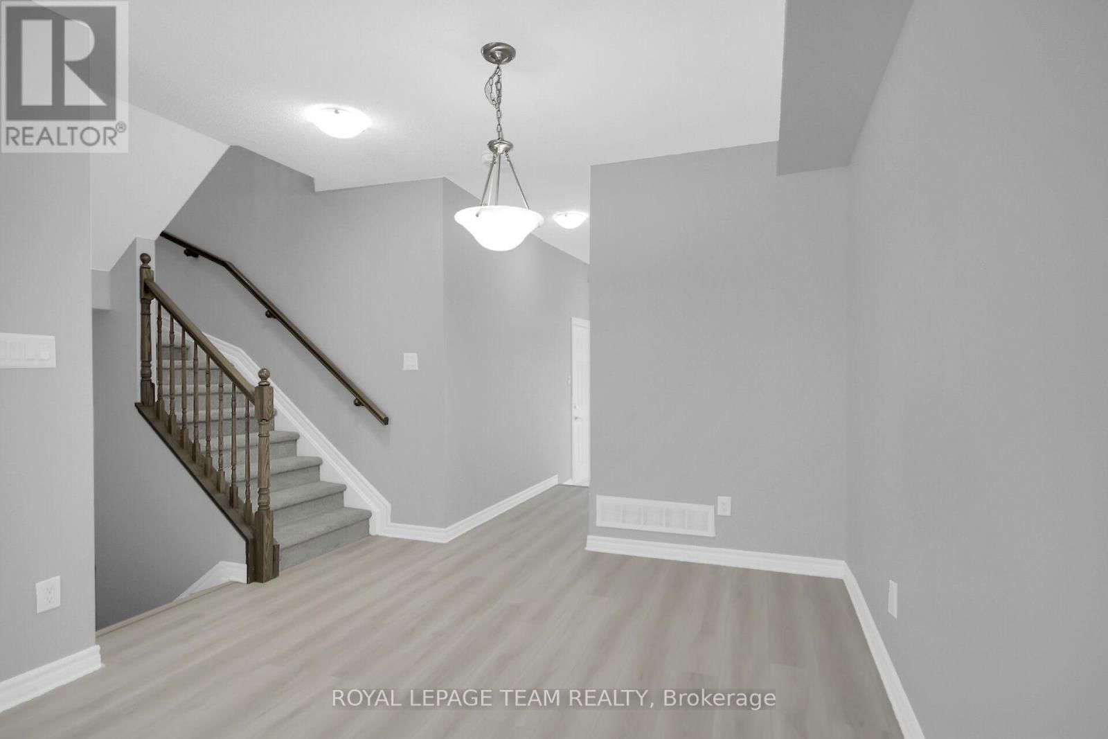 605 LAURALEAF CRESCENT Image 20