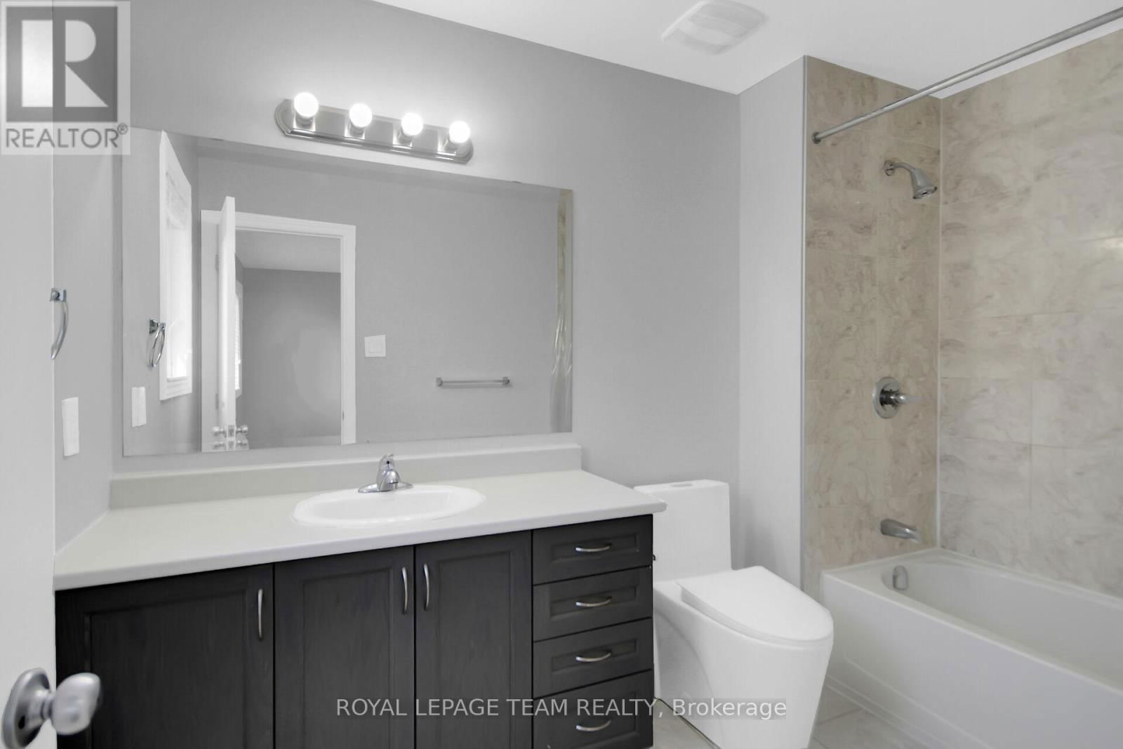605 LAURALEAF CRESCENT Image 28