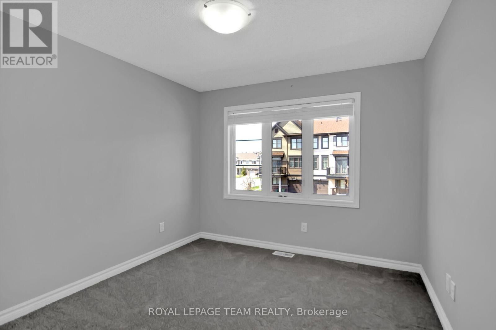 605 LAURALEAF CRESCENT Image 31