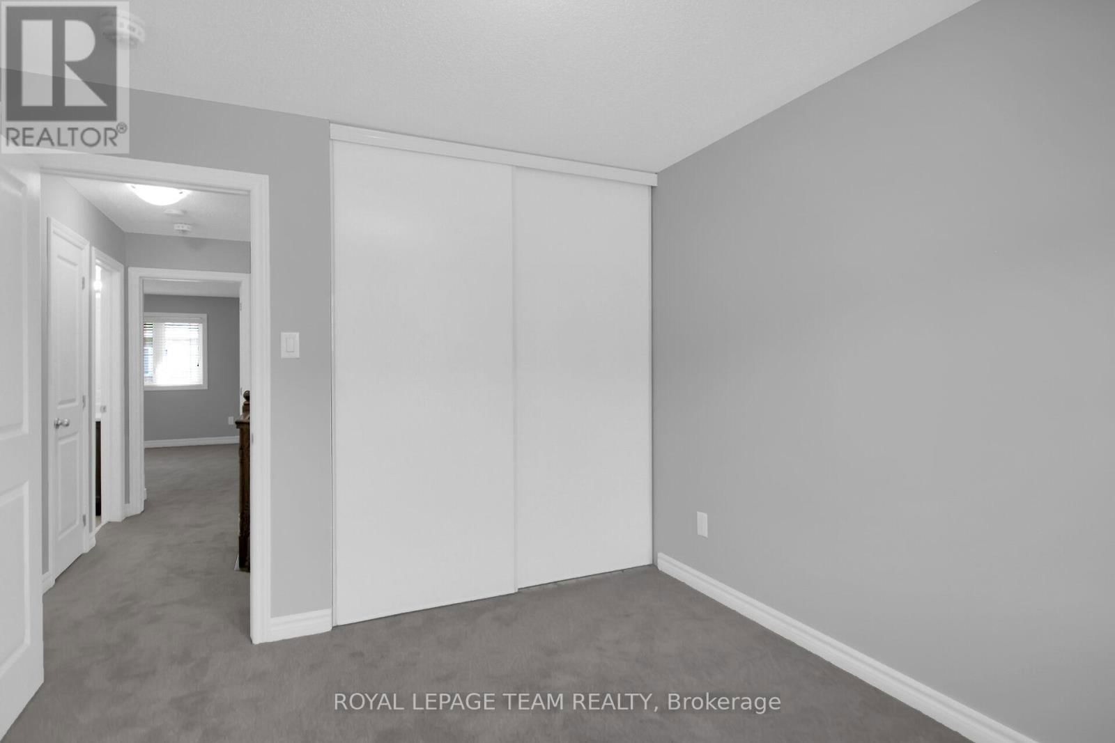 605 LAURALEAF CRESCENT Image 32
