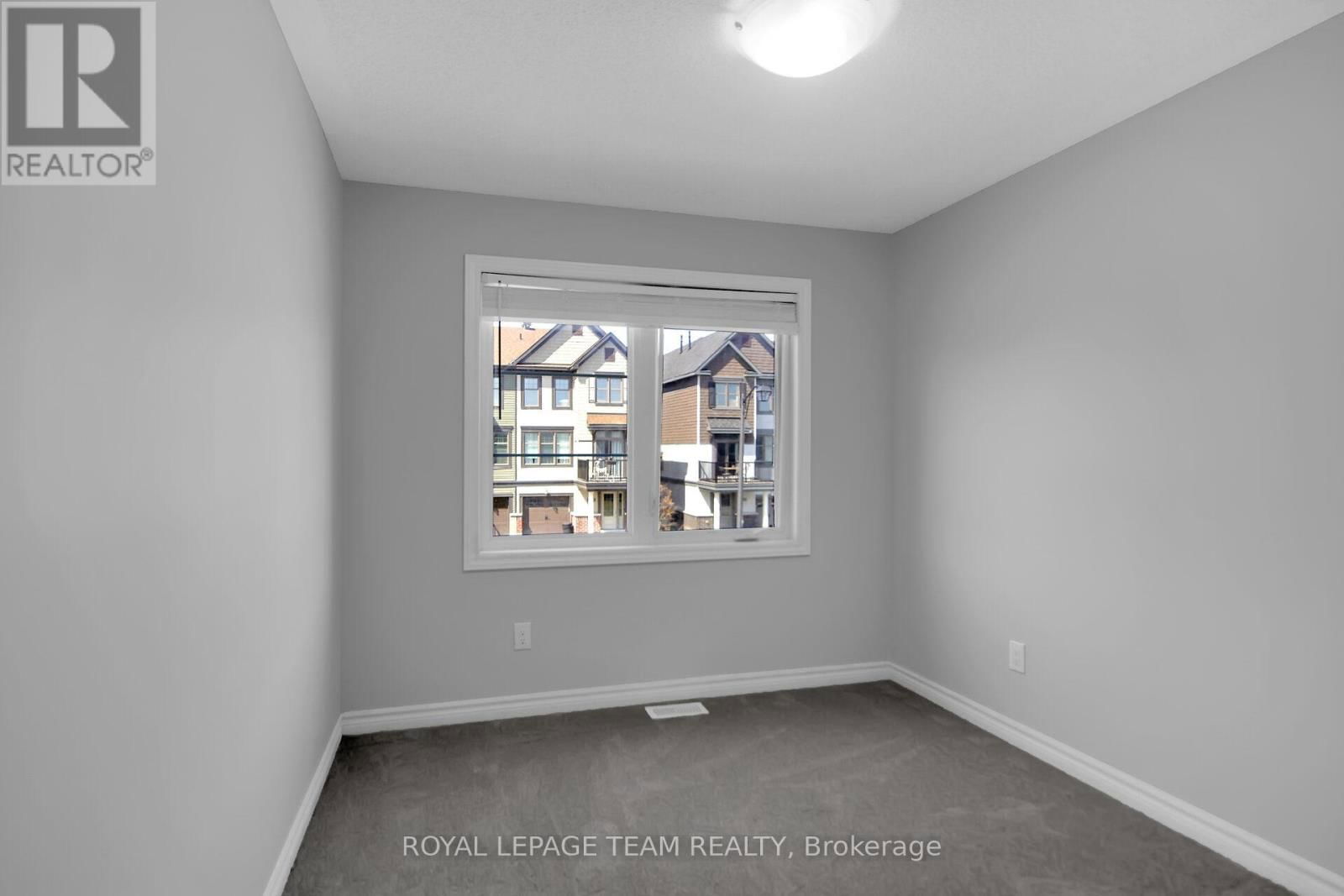 605 LAURALEAF CRESCENT Image 33