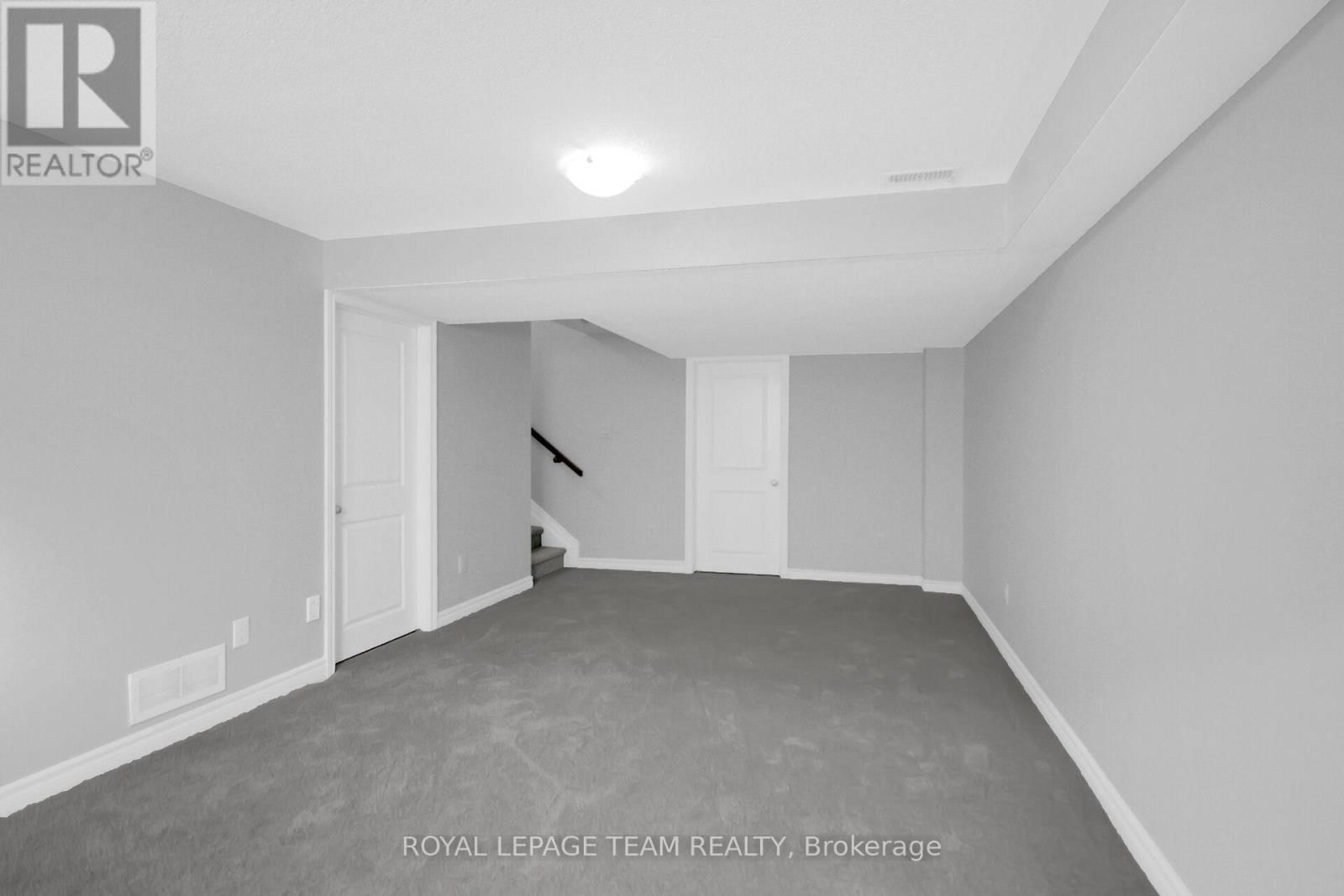 605 LAURALEAF CRESCENT Image 39