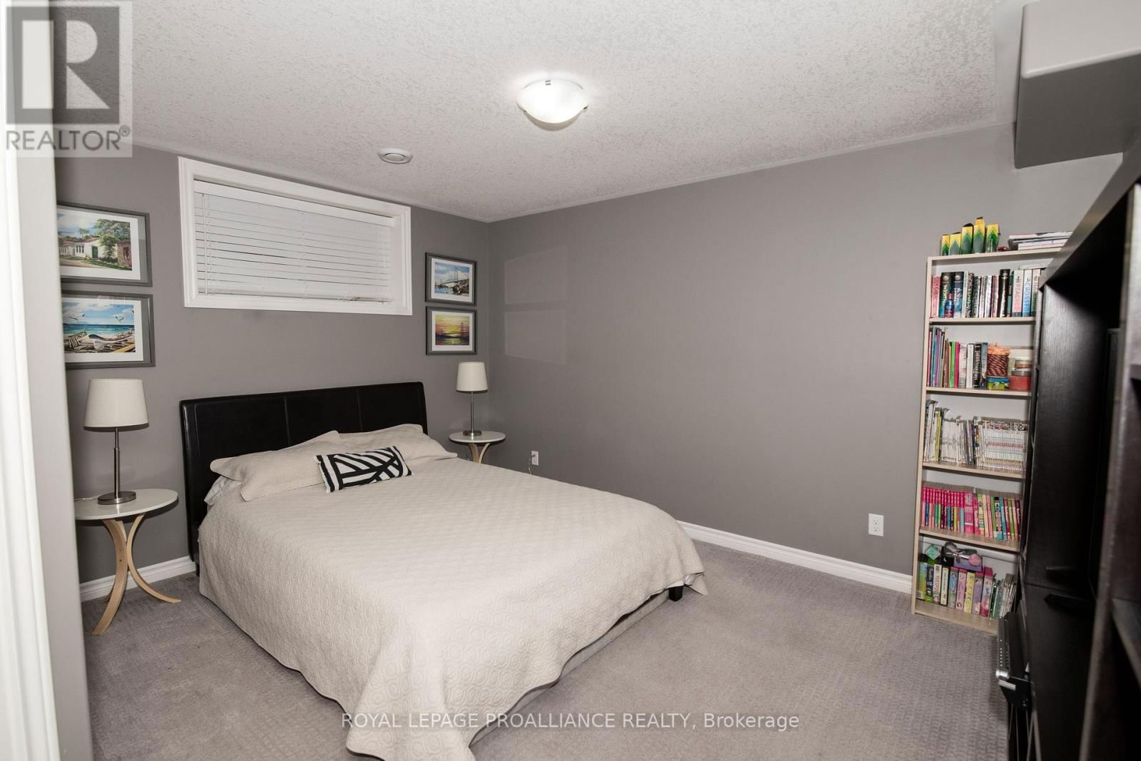 28 BUTTERNUT COURT Image 20