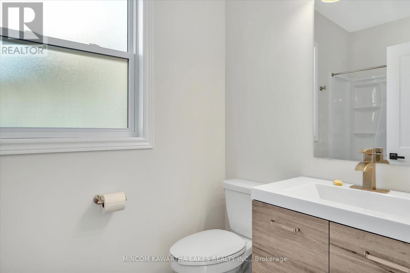 588 WOLFE STREET Image 15