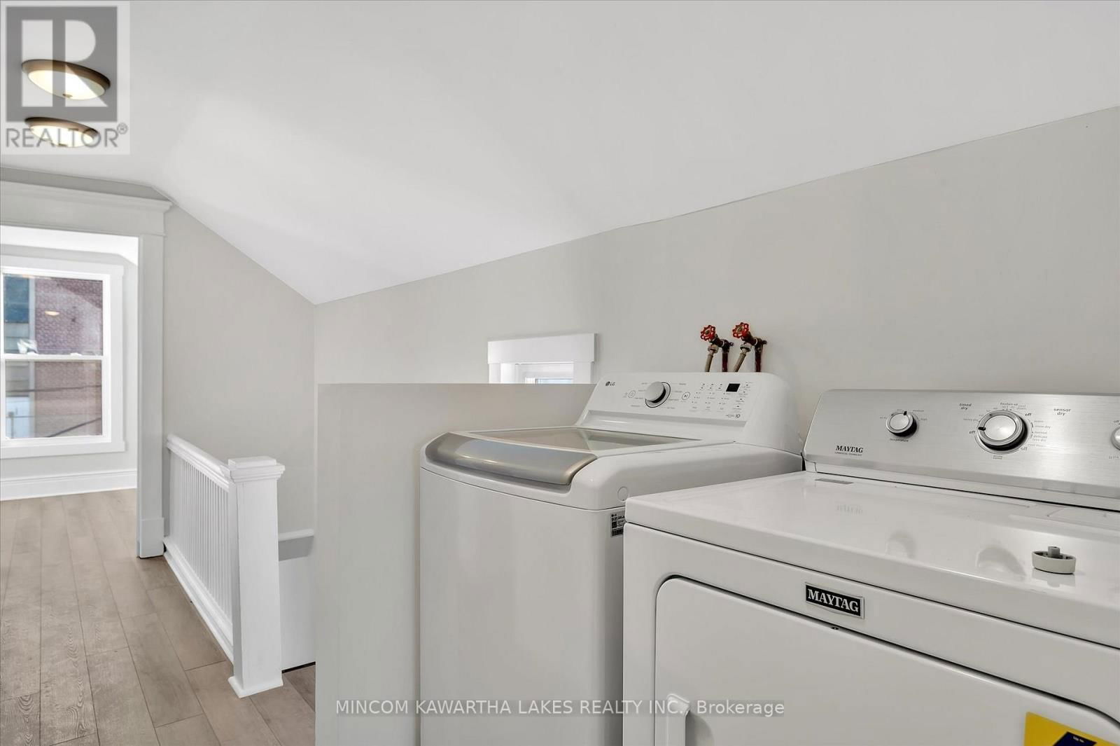 588 WOLFE STREET Image 26