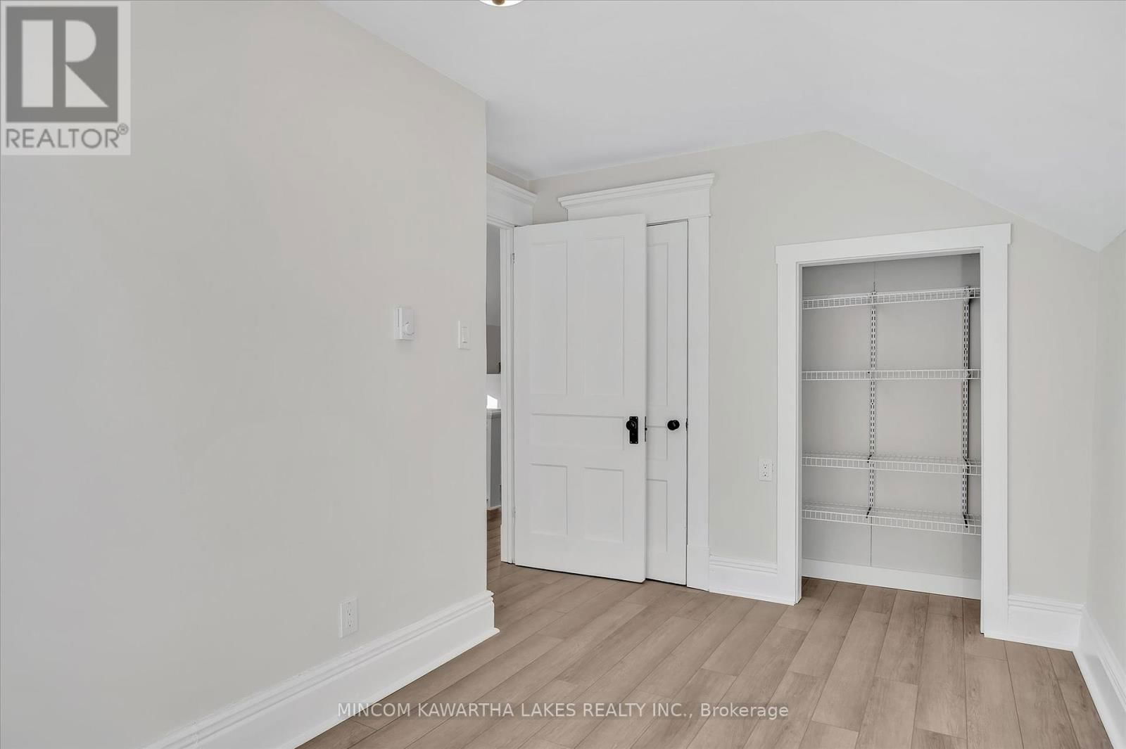 588 WOLFE STREET Image 29