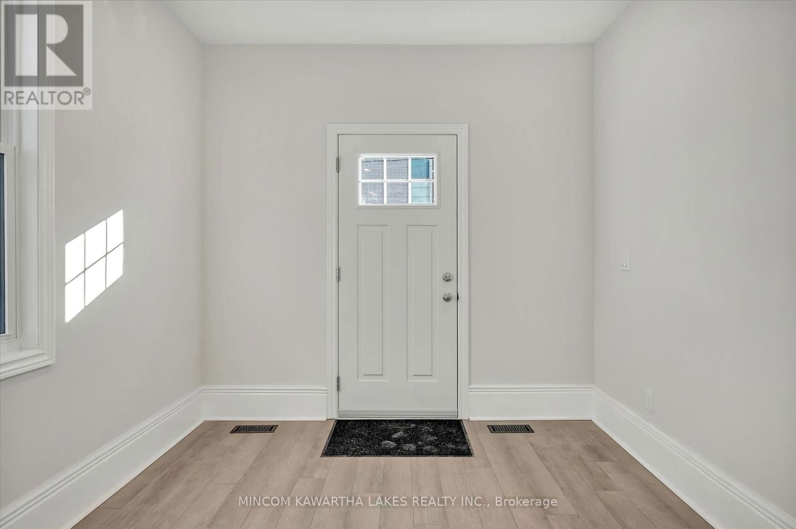 588 WOLFE STREET Image 3