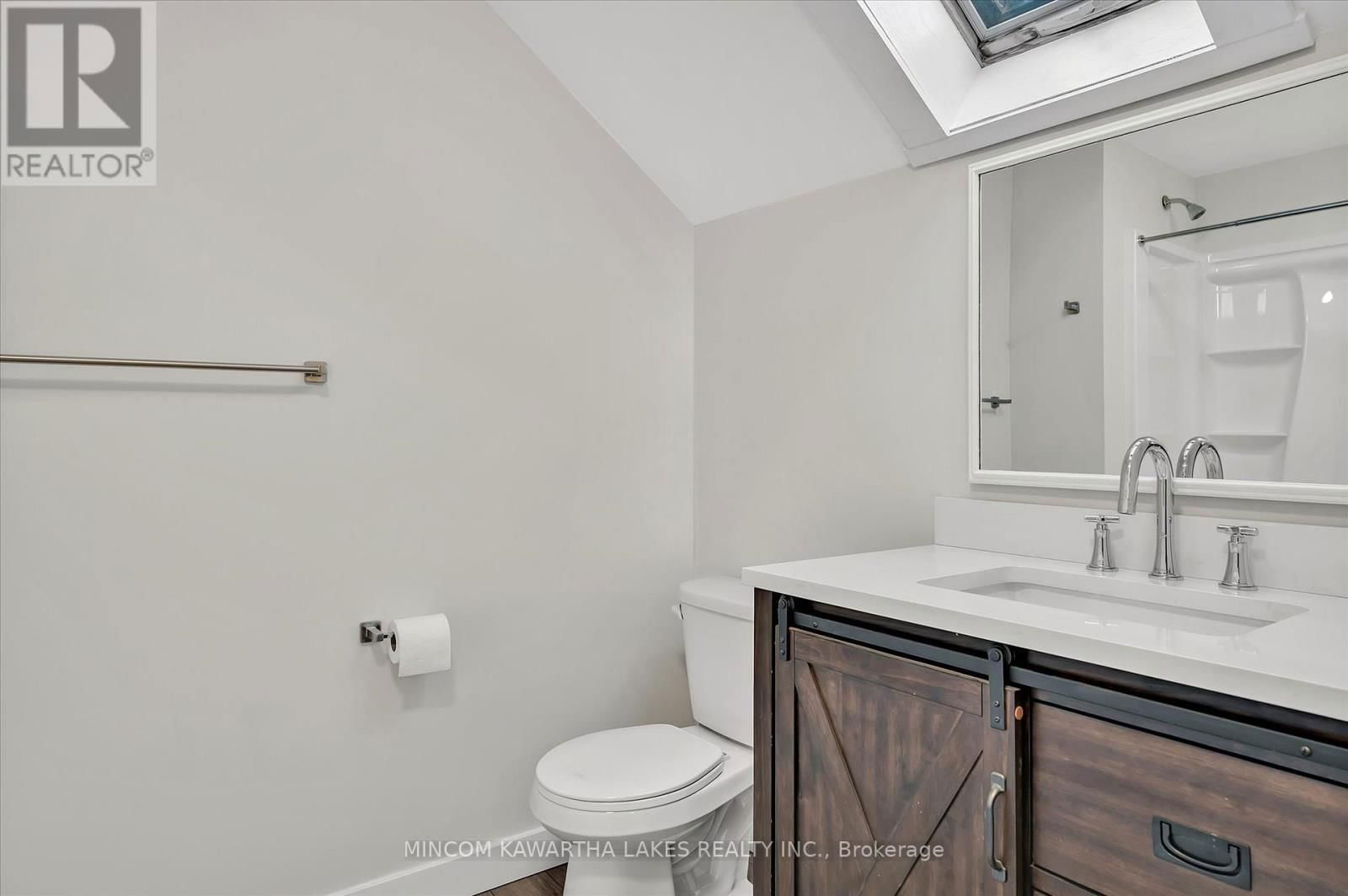 588 WOLFE STREET Image 32