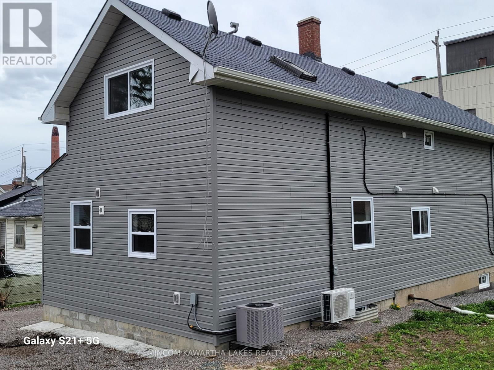 588 WOLFE STREET Image 35