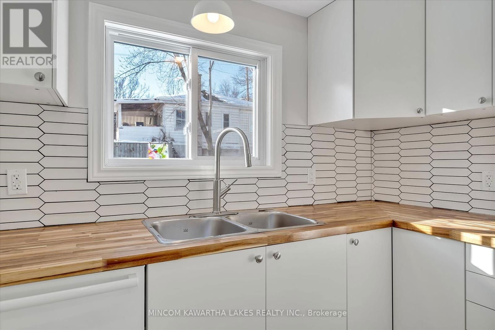 588 WOLFE STREET Image 7