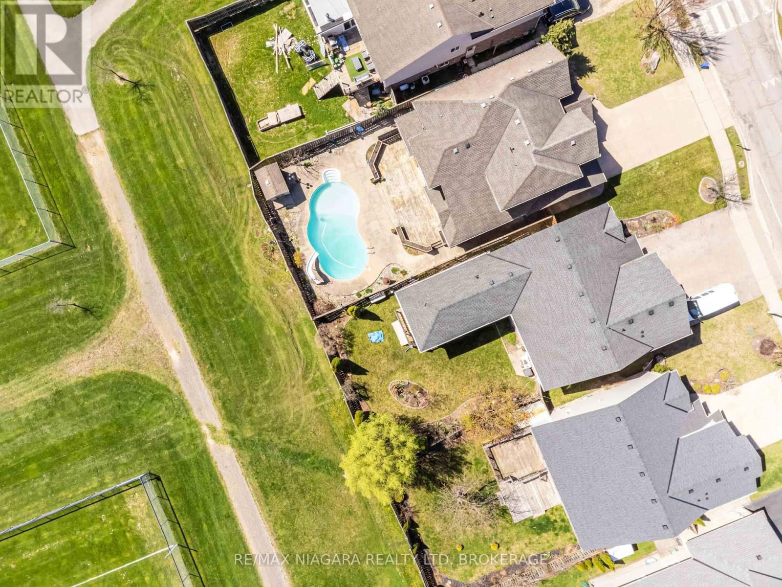 3954 WEINBRENNER ROAD Image 33