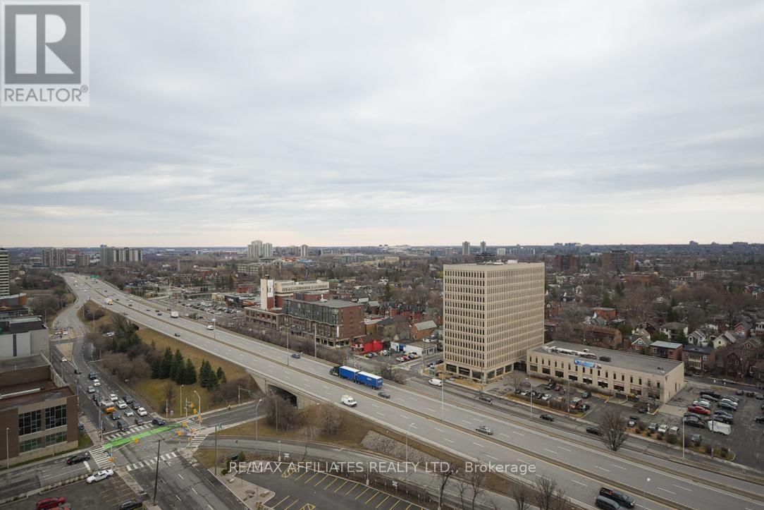 1709 - 203 CATHERINE STREET Image 14