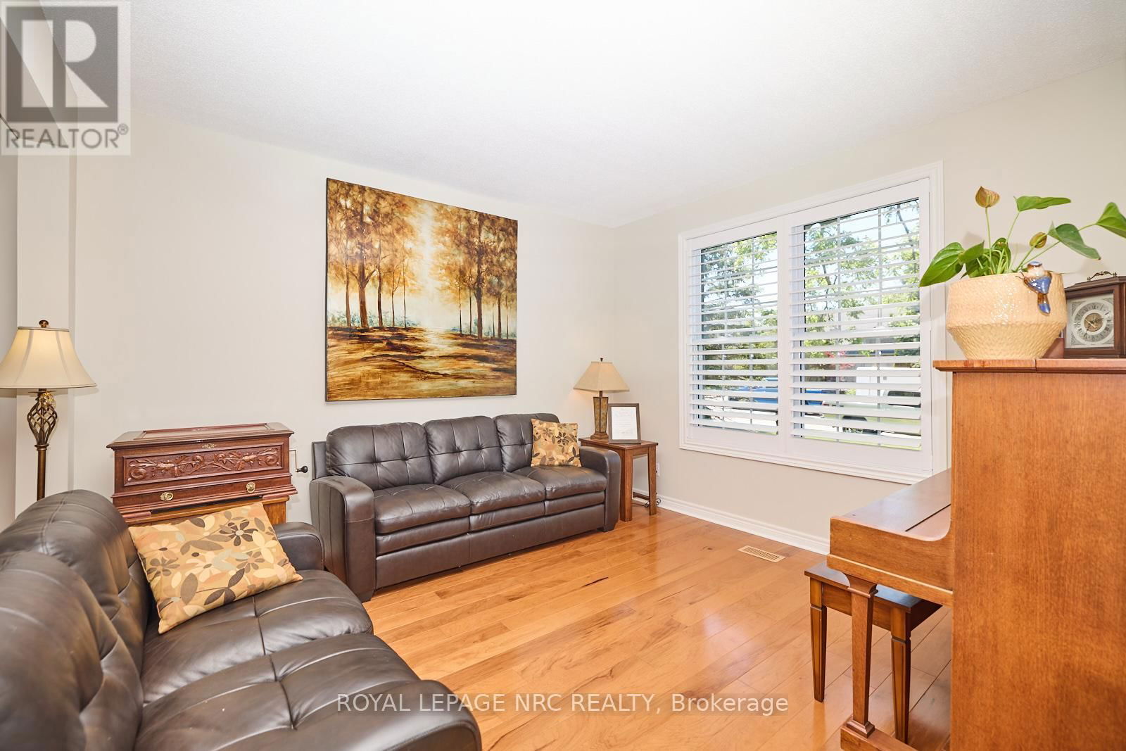 7 SCOTTDALE COURT Image 15