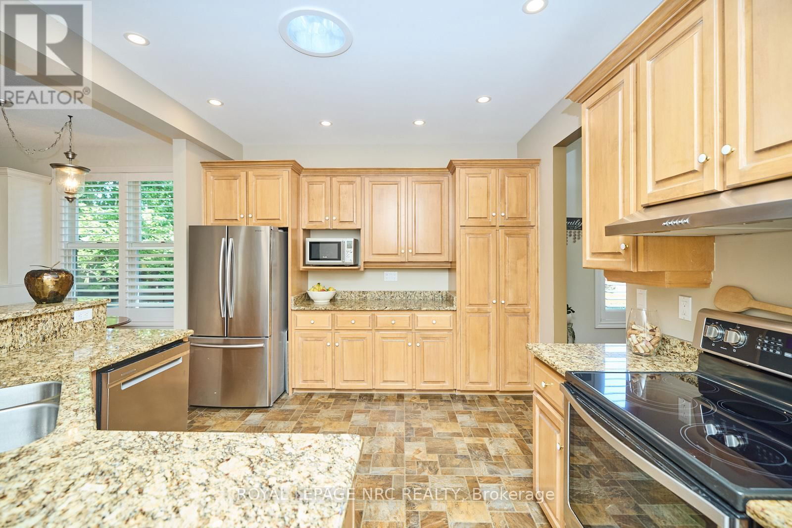 7 SCOTTDALE COURT Image 31