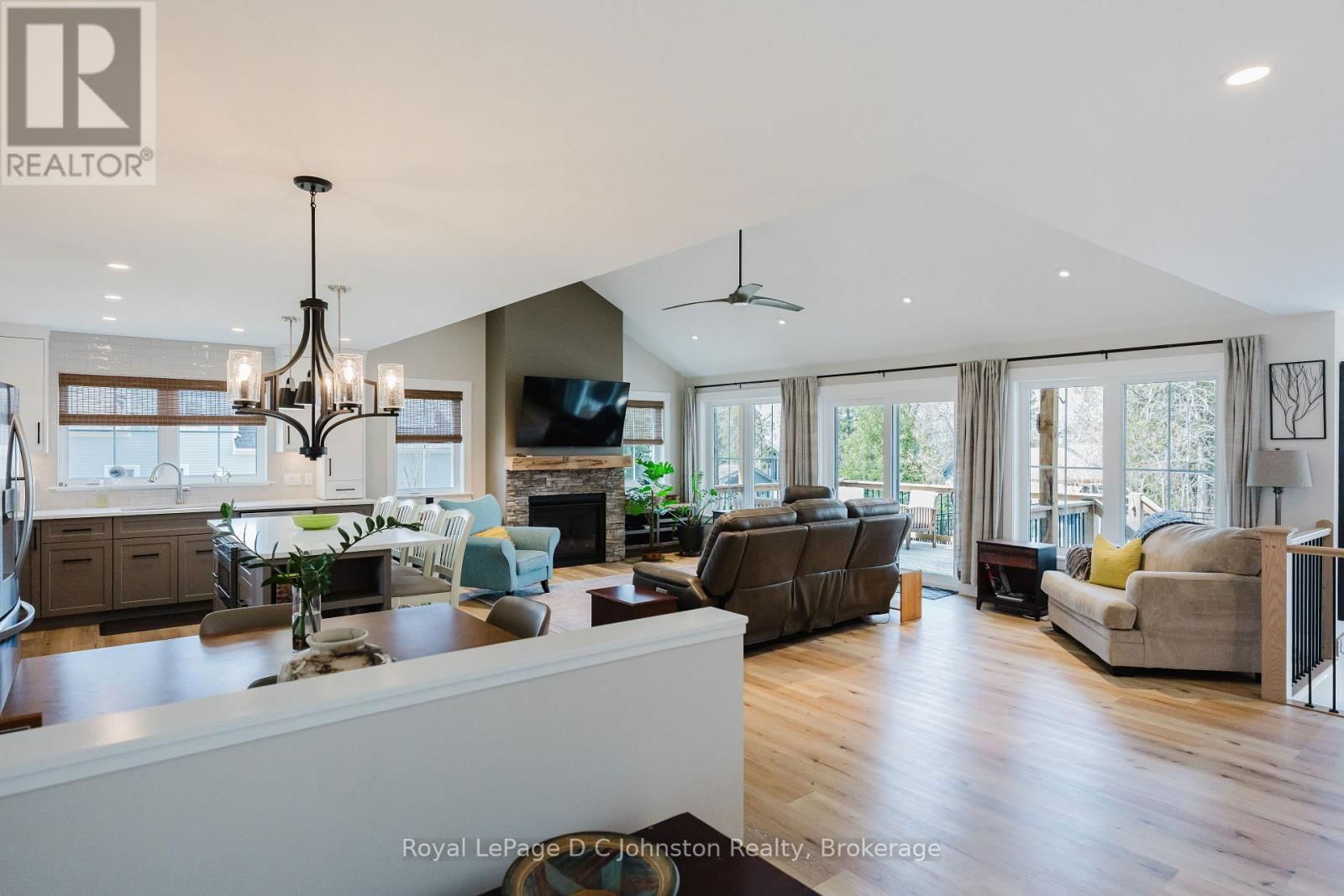 12 HEMLOCK STREET Image 22