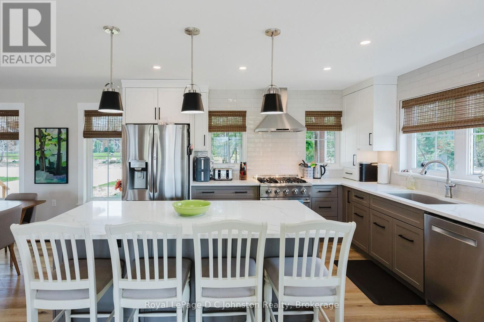 12 HEMLOCK STREET Image 27